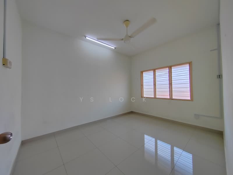 Rumah Teres 1 Tingkat untuk Disewa di Taman Taynton View (Cheras) - YS Lock - Interior - PropertyGuru.com.my