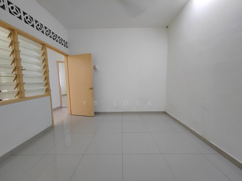 Rumah Teres 1 Tingkat untuk Disewa di Taman Taynton View (Cheras) - YS Lock - Interior - PropertyGuru.com.my