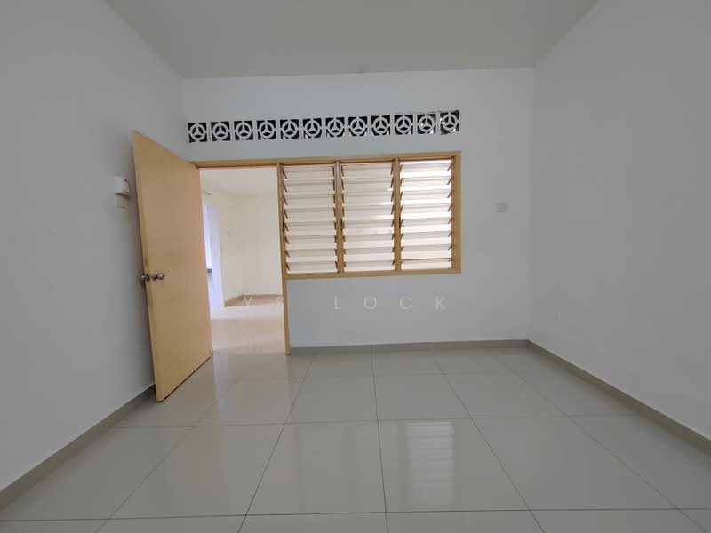 Rumah Teres 1 Tingkat untuk Disewa di Taman Taynton View (Cheras) - YS Lock - Interior - PropertyGuru.com.my