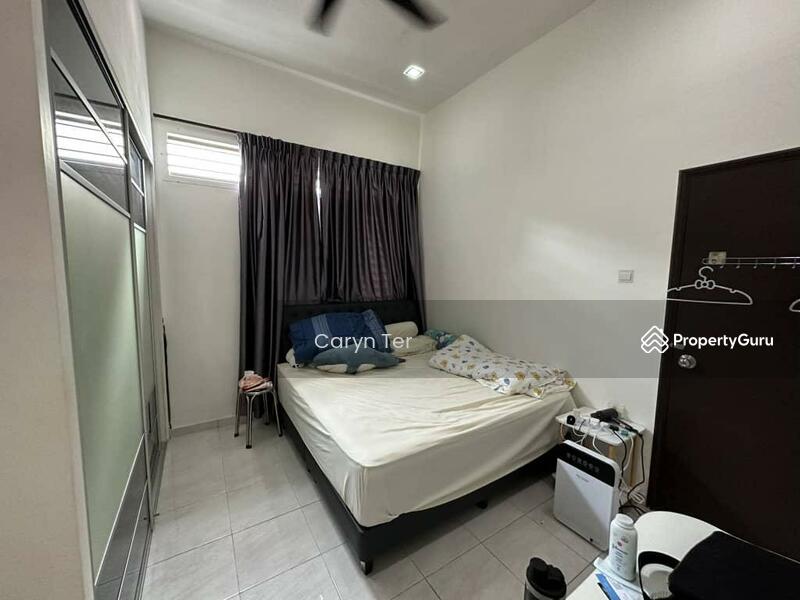 Taman Putri ( Fully Renovated ) Double Storey Cluster House, Kulai, Johor, 4 Bedrooms, , Cluster