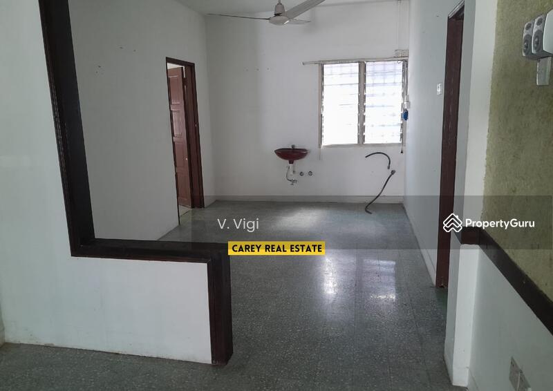 Single Storey Bungalow at Jalan Penchala Petaling Jaya For Sale