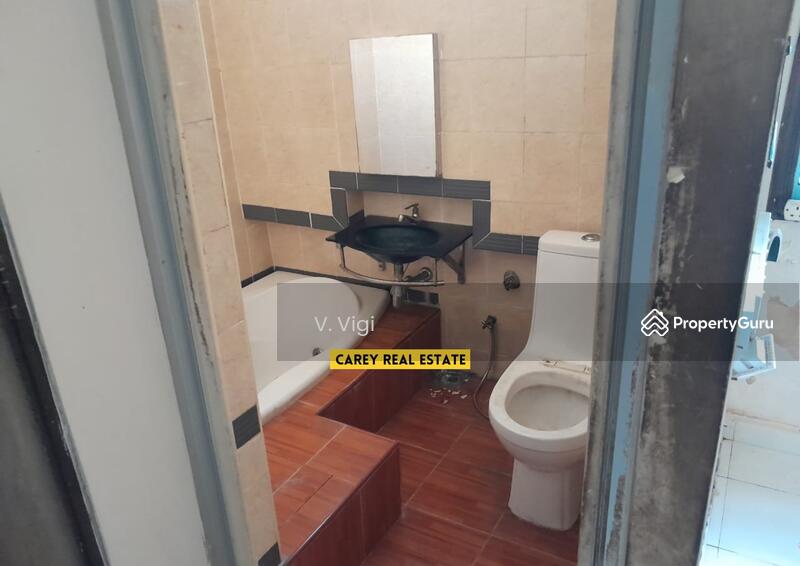 Single Storey Bungalow at Jalan Penchala Petaling Jaya For Sale