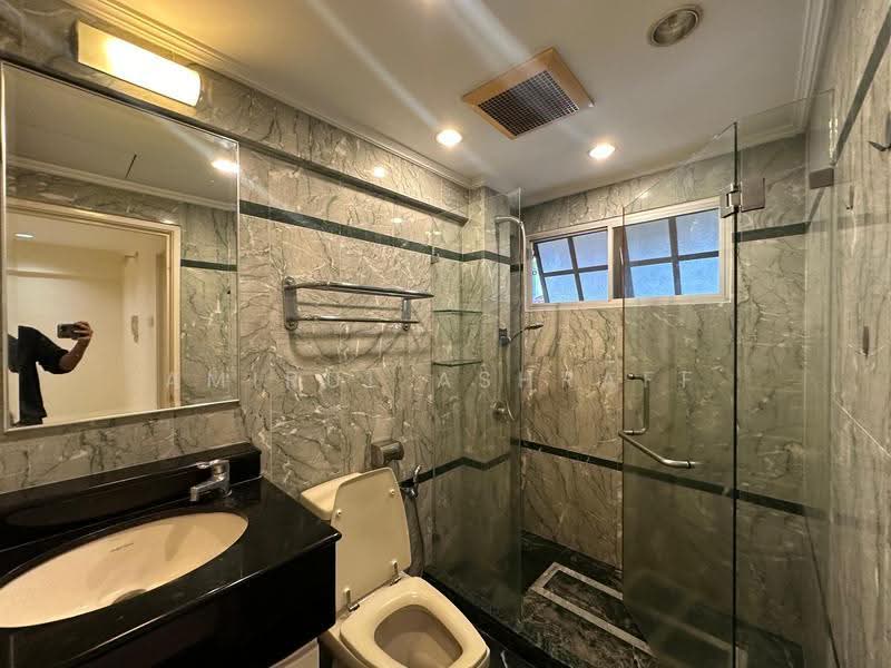 Townhouse for Sale in KL City Centre (Kuala Lumpur) - Amirul Ashraff - Bathroom - PropertyGuru.com.my