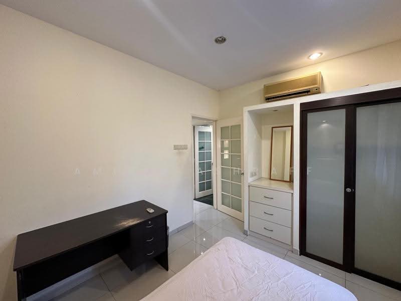 Townhouse for Sale in KL City Centre (Kuala Lumpur) - Amirul Ashraff - Bedroom - PropertyGuru.com.my