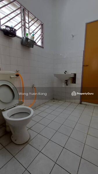 Rumah Teres 2 Tingkat untuk Dijual di Taman Kapar - Wong Yuan Kong - PropertyGuru.com.my