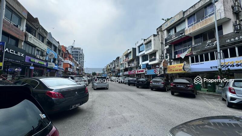 Untuk Disewa - Shop-office at Subang Jaya