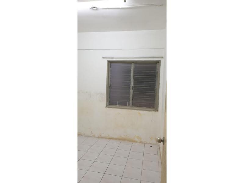 Apartment for Sale at Pangsapuri Perdana - Lee Thai Chung - Interior - PropertyGuru.com.my