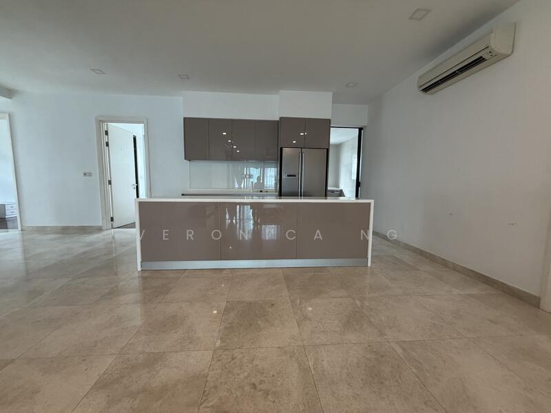 Untuk Disewa - Sastra U-Thant