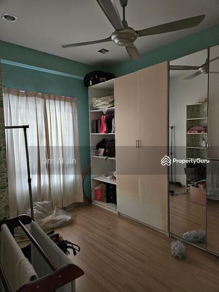 For Sale - Lakes Condominiums / Pangsapuri Tasik