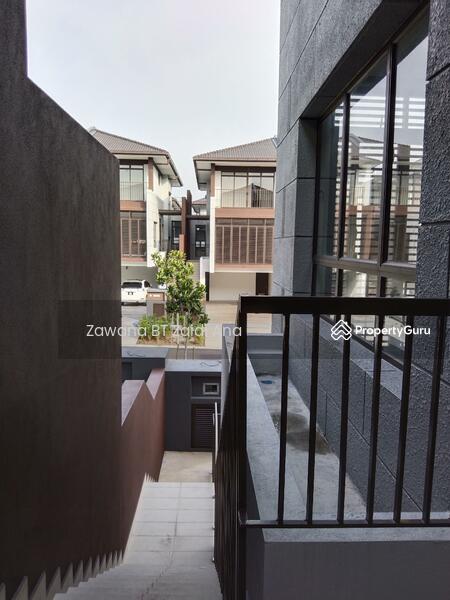 3-storey Terraced House for Sale in Cyberjaya (Selangor) - Zawana BT Zaidi Ana - PropertyGuru.com.my