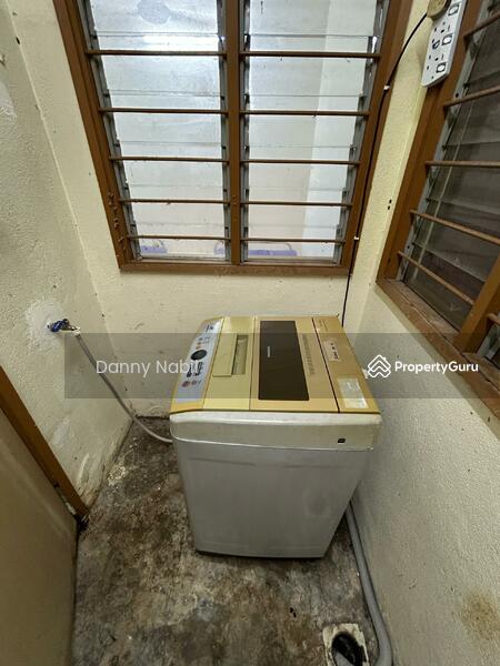 Untuk Disewa - Pusat Komersial Seksyen 7