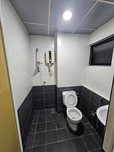 Apartment for Rent at Aman Puri Apartment - Steven Khew - Bathroom - PropertyGuru.com.my