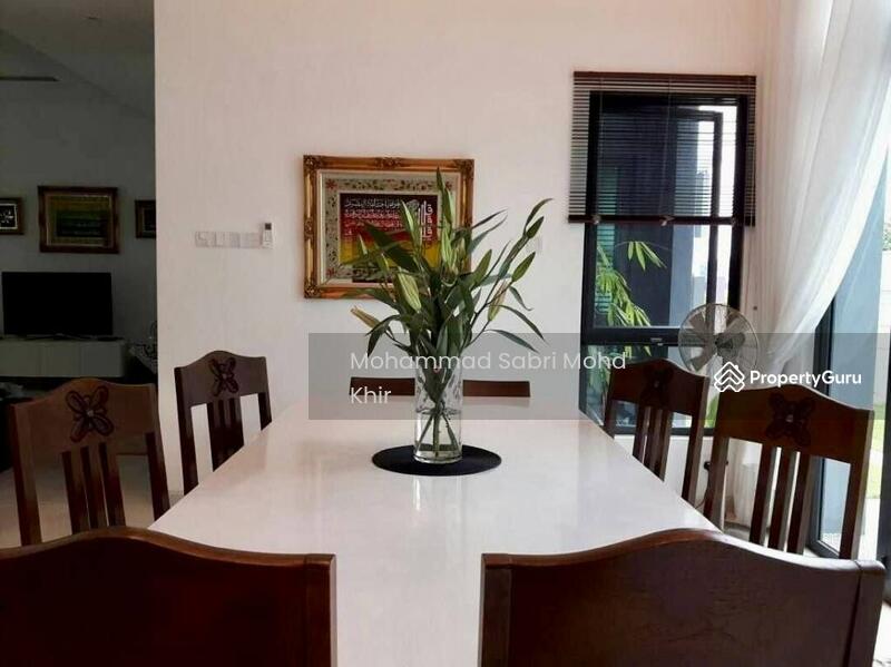Bungalow for Sale in Cyberjaya (Selangor) - Mohammad Sabri Mohd Khir - Dining area - PropertyGuru.com.my