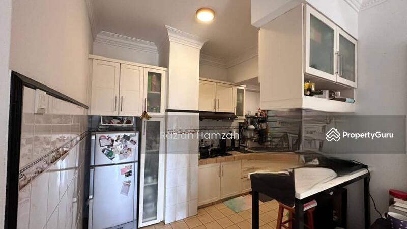 For Sale - Lanai Gurney