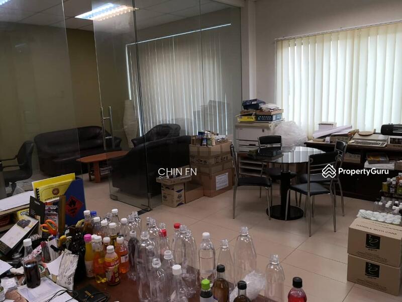 For Sale - Corner 16700 sq.ft Padang Temu Perindustrian Telok Mas Emas Ujong Pasir