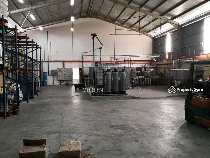 For Sale - Corner 16700 sq.ft Padang Temu Perindustrian Telok Mas Emas Ujong Pasir