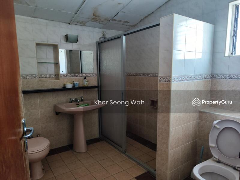 Untuk Dijual - Two (2) Storey Detached House / Bungalow @ Jalan Raja DiHilir, Ipoh, Perak