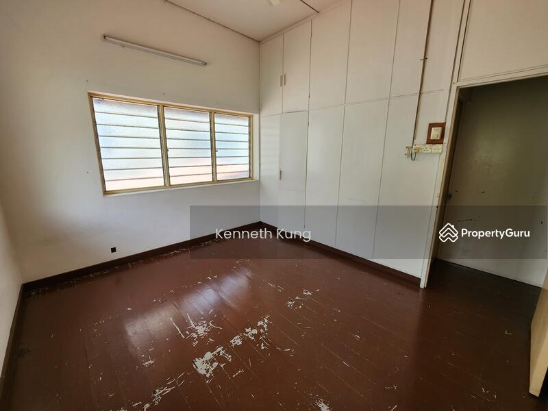 Semi-Detached House for Sale in Taman Green Lane (Jelutong) - Kenneth Kung - PropertyGuru.com.my