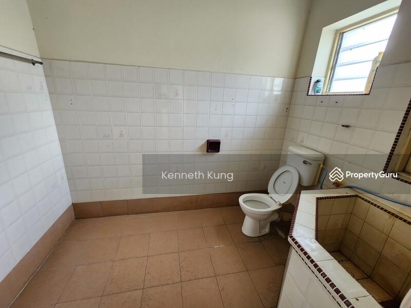 Semi-Detached House for Sale in Taman Green Lane (Jelutong) - Kenneth Kung - PropertyGuru.com.my