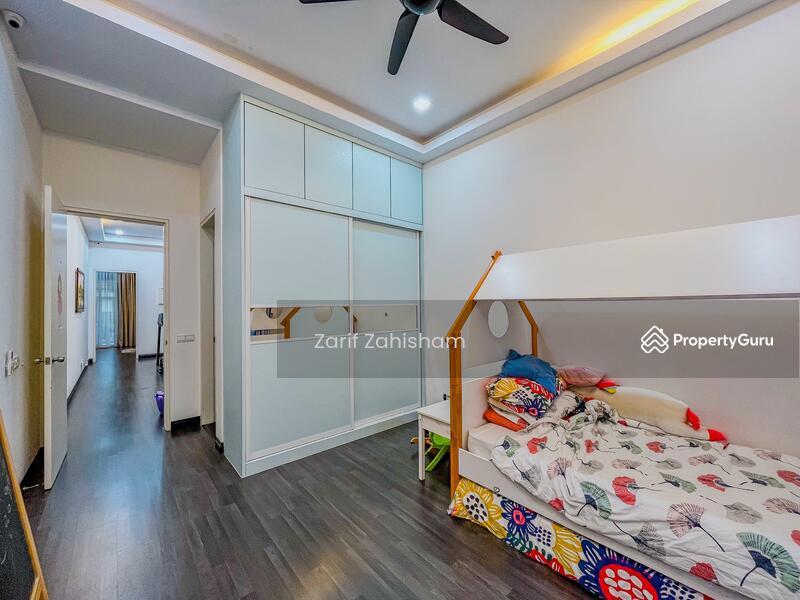 2-storey Terraced House for Sale in Semenyih (Selangor) - Zarif Zahisham - PropertyGuru.com.my