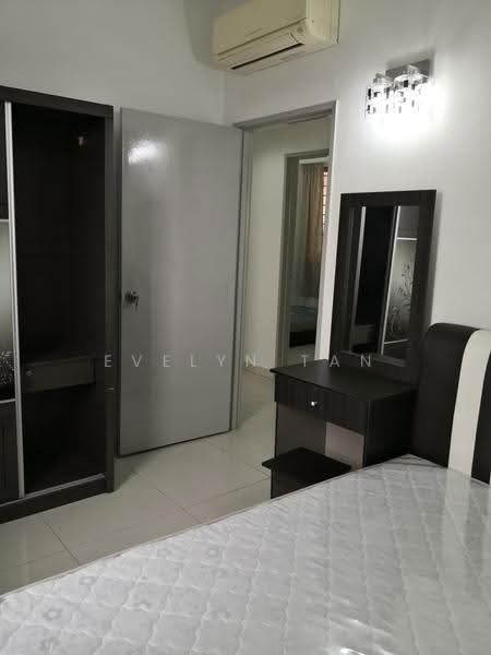Kediaman Servis untuk Dijual di Rhythm Avenue - Evelyn Tan - Bedroom - PropertyGuru.com.my