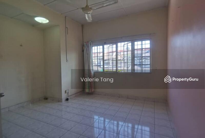 Rumah Teres 2 Tingkat untuk Dijual di Sungai Buloh (Selangor) - Valerie Tang - PropertyGuru.com.my