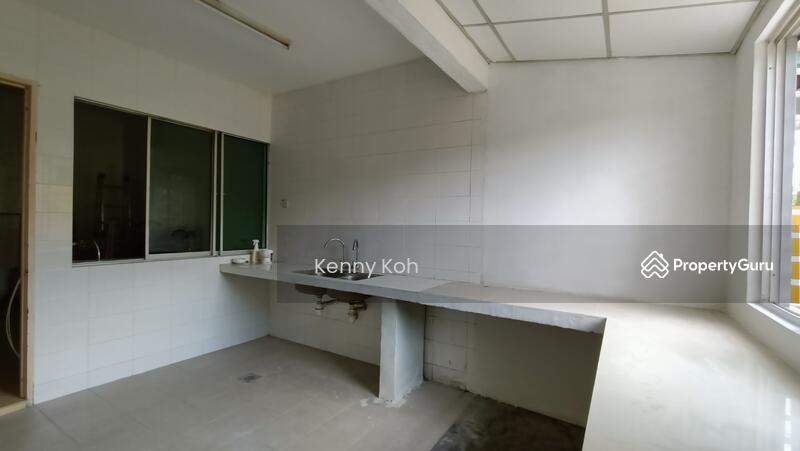 2-storey Terraced House for Sale in Serdang (Seri Kembangan) - Kenny Koh - PropertyGuru.com.my