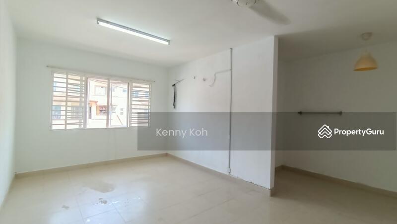 2-storey Terraced House for Sale in Serdang (Seri Kembangan) - Kenny Koh - PropertyGuru.com.my