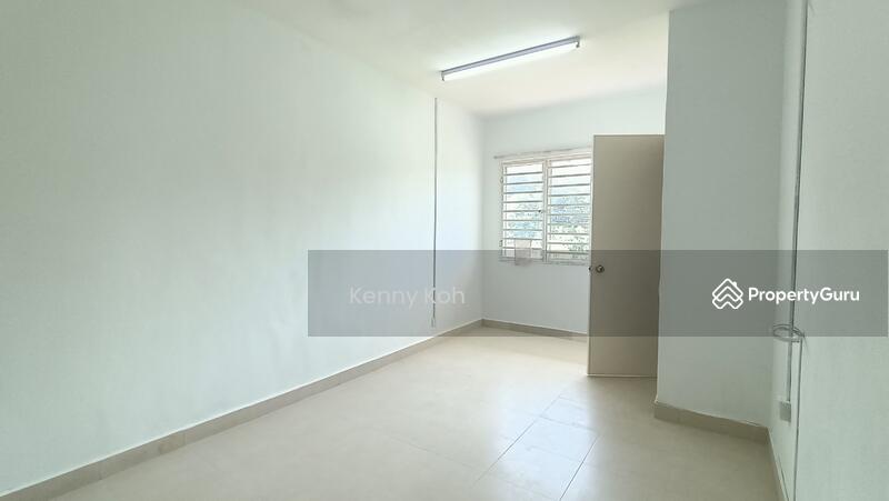 2-storey Terraced House for Sale in Serdang (Seri Kembangan) - Kenny Koh - PropertyGuru.com.my