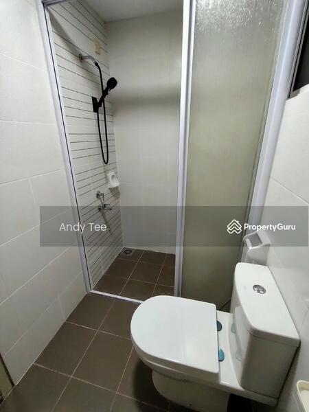 Kondominium untuk Disewa di TTDI Adina - Andy Tee - 3rd Bathroom With Shower Screen - PropertyGuru.com.my