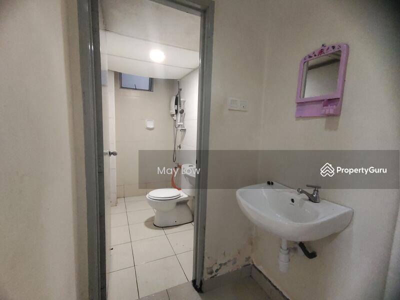 Gelang Patah  Apartment Fully furnished 3 bedroom 2 bathroom 010-664 1626 