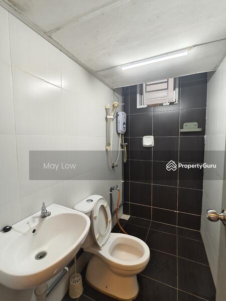 Gelang Patah  Apartment Fully furnished 3 bedroom 2 bathroom 010-664 1626 