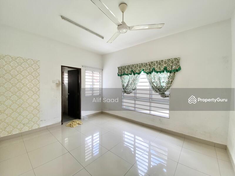 2-storey Terraced House for Sale in Puncak Bestari (Puncak Alam) - Alif Saad - PropertyGuru.com.my