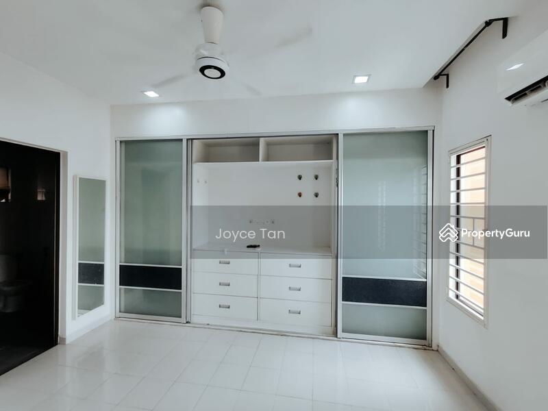 For Rent - T-Parkland