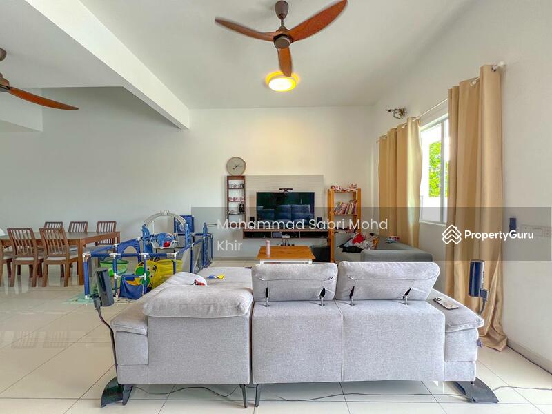 Rumah Teres 2 Tingkat untuk Dijual di Eco Forest (Semenyih) - Mohammad Sabri Mohd Khir - Living area - PropertyGuru.com.my