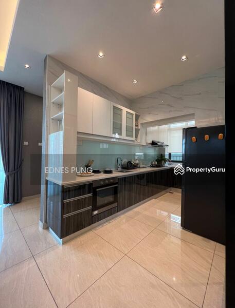 For Sale - 2.5 storey corner unit @ Taman Puchong utama