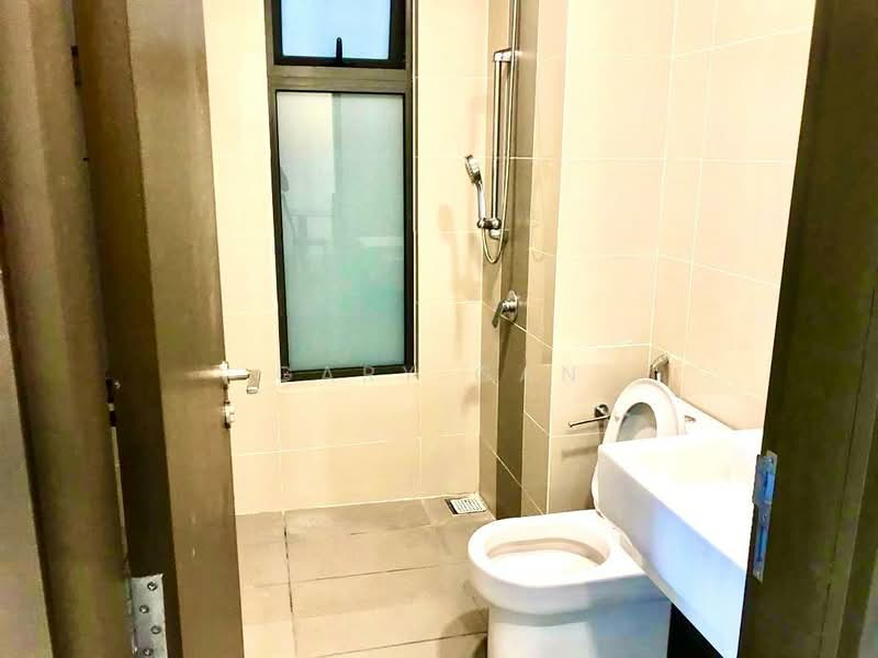 Service Residence for Sale at Seventeen Mall & Residences (Biji Living) - Gary Gan - Bathroom - PropertyGuru.com.my
