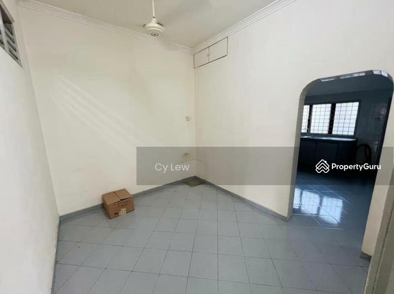 TAMAN DAYA SINGLE STOREY TERRACE, Taman Daya, Johor Bahru, Johor, 3