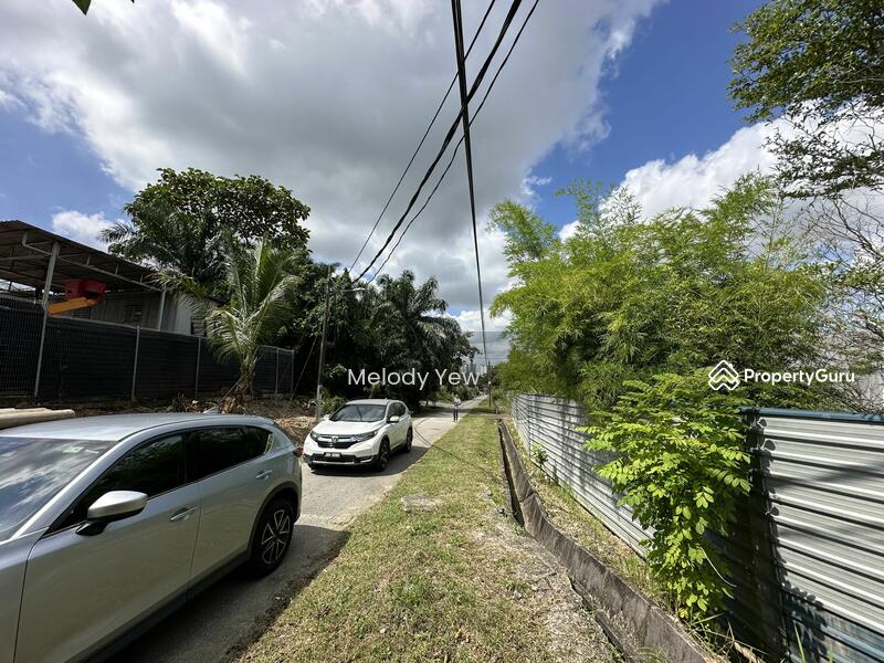 For Sale - Taman Molek