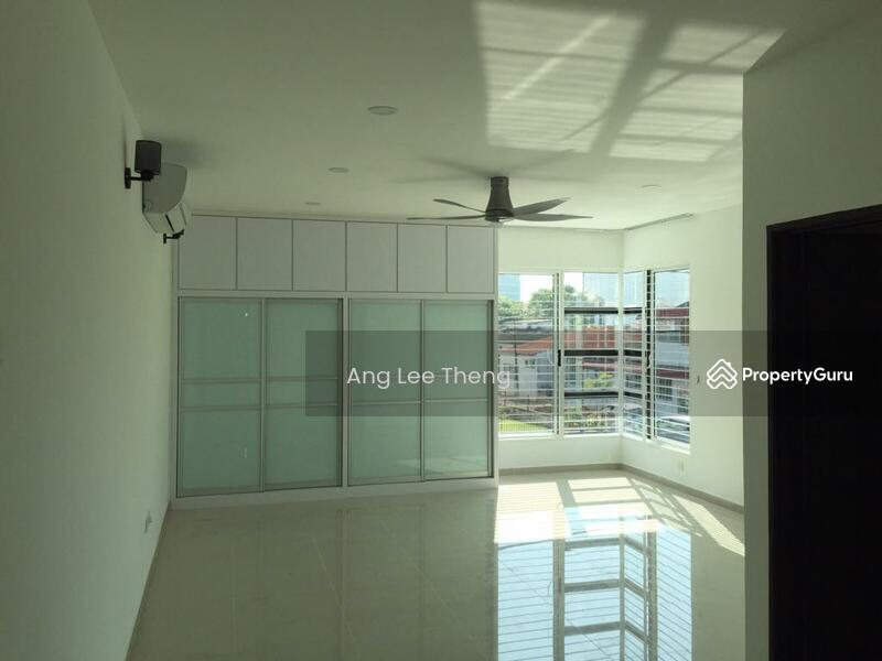 2 storey terrace Corner Jalan Hikmat Jelutong fully reno RM2