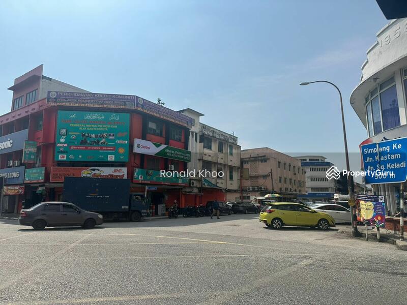 For Sale - Port Klang Persiaran raja Muda musa 2 storey shop