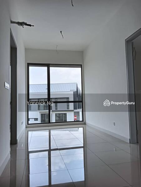 Rumah Teres 2 Tingkat untuk Dijual di Jade Hills (Kajang) - Yannick Ng - PropertyGuru.com.my