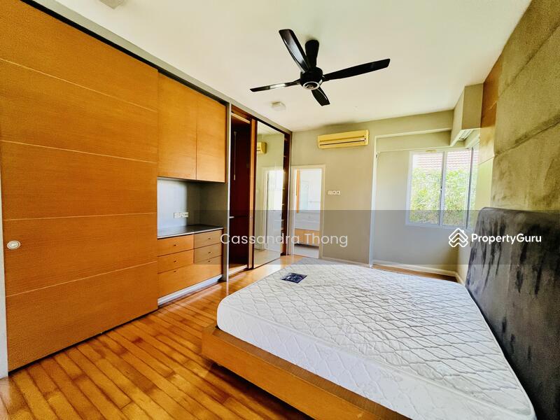 Untuk Dijual - Adora