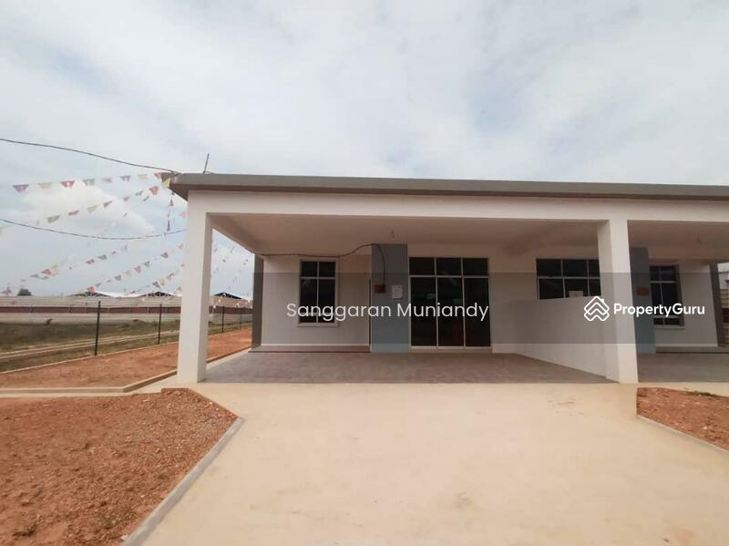 Rumah Berkembar Setingkat di Ayer Hitam, Ayer Hitam, Kedah, 4 Bedrooms