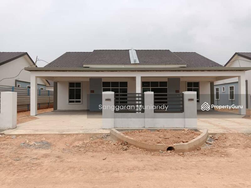 Rumah Berkembar Setingkat di Ayer Hitam, Ayer Hitam, Kedah, 4 Bedrooms