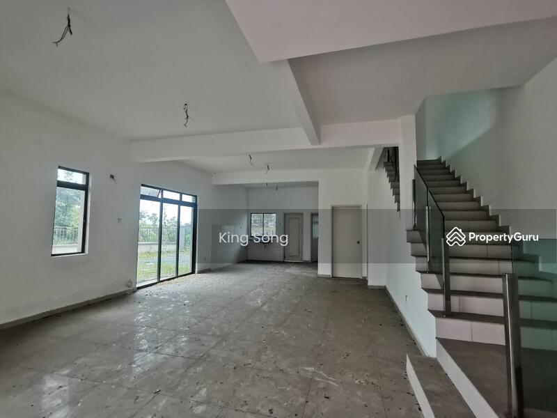 Taman Muzaffar Heights, Ayer Keroh, Melaka, 4 Bedrooms, 4165 sqft, 2