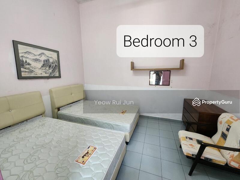 Untuk Disewa - Terrace house at Bandar Hilir