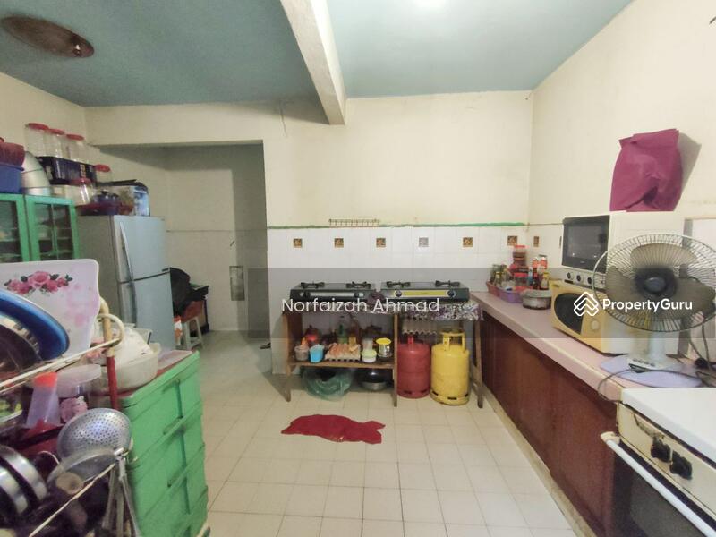 Double Storey Taman Desawan Klang, Bandar Bukit Tinggi, Klang, Selangor