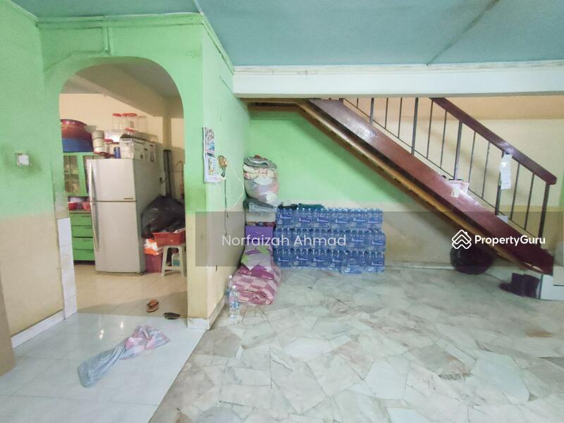 Double Storey Taman Desawan Klang, Bandar Bukit Tinggi, Klang, Selangor