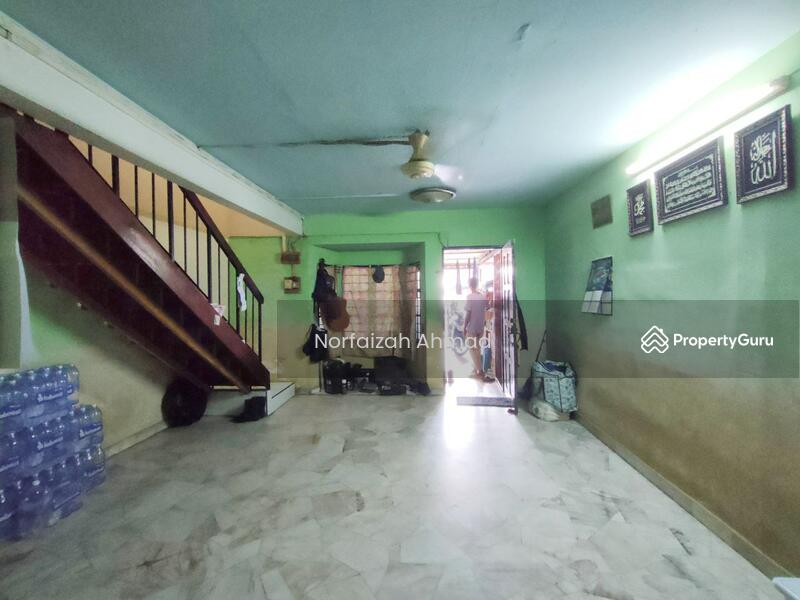 Double Storey Taman Desawan Klang, Bandar Bukit Tinggi, Klang, Selangor